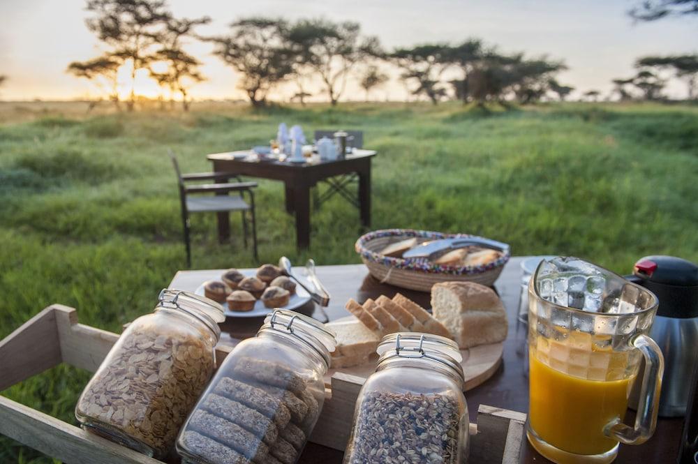 Karibu Camps And Lodges Sametu Camp Serengeti Robanda ภายนอก รูปภาพ